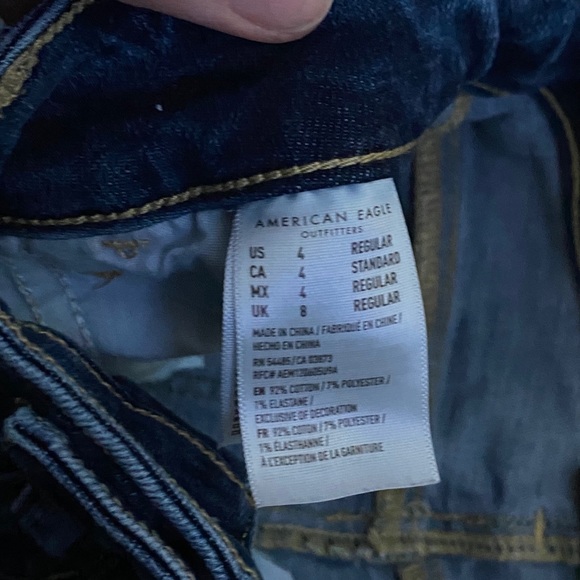 American Eagle ripped jeans size 4 - Picture 5 of 7
